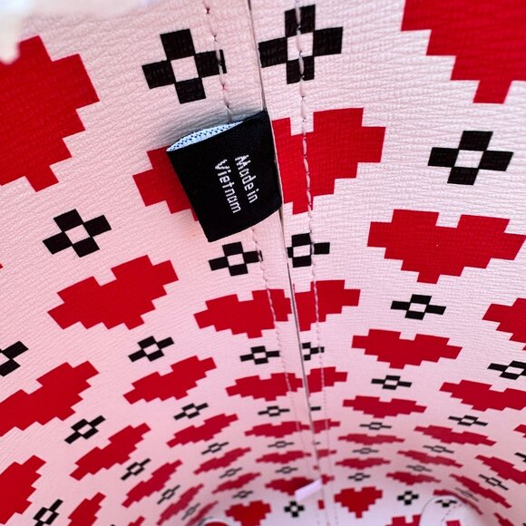 Kate Spade Cherry Rouge Bleecker Pixel Hearts Large Tote KJ897 NWT - Picture 9 of 16